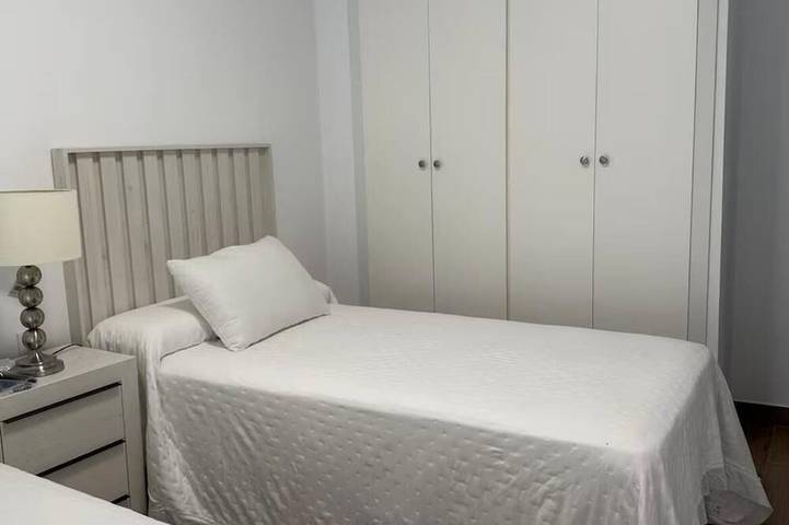 Spacious and luminous house, for families or groups. in Gerena, Sevilla Provinz