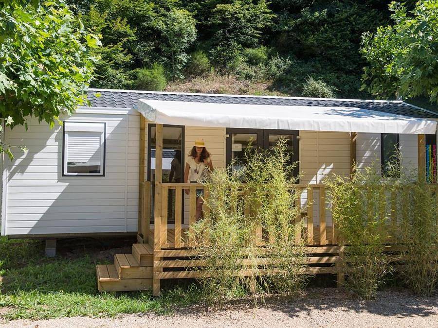 Camping Château du Gibanel - Sea Green By Sunêlia - Mobilheim 4 personen - Cottage Privilège - 2 Zimmer 4/6 Pers. in Saint-Martial-Entraygues, Tulle und Umgebung