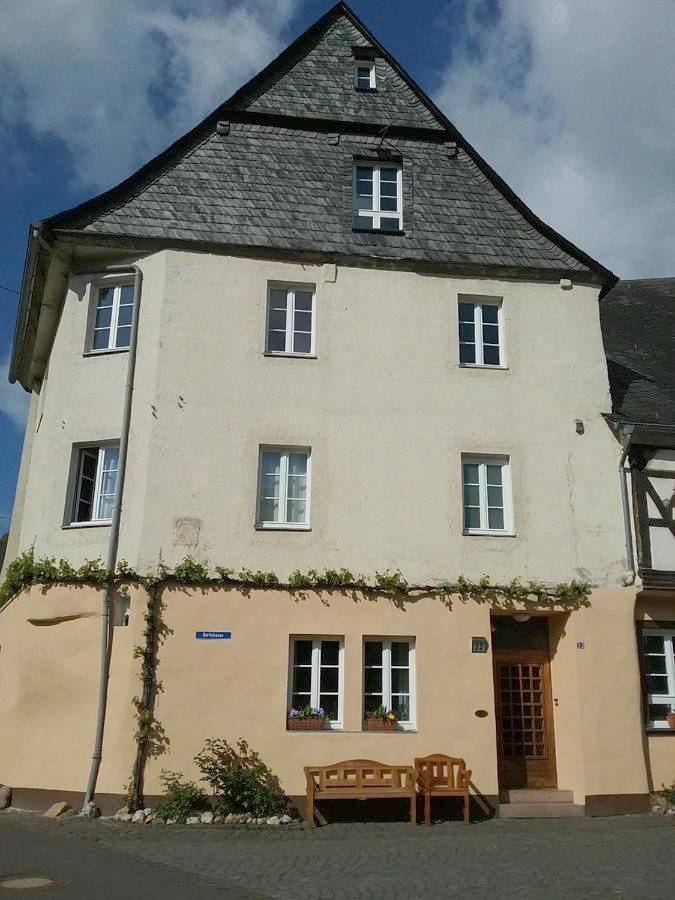 Ferienwohnung für 4 Personen, mit Ausblick in Reil - 3