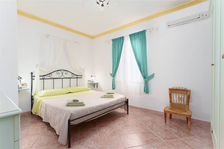 Location de vacances pour 6 personnes, avec Jardin dans Orosei - 2