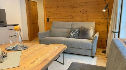 Studio für 2 Personen, mit Sauna und Ausblick sowie Garten im Lechtal