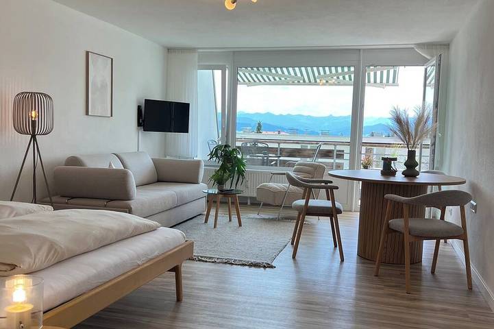 Ferienwohnung für 3 Personen, mit Sauna und Balkon sowie Pool - 1