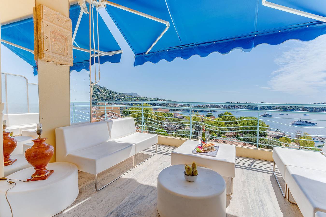 Appartement entier, Panoramic Esterel  Ap4475 By Riviera Holiday Homes in Villefranche-sur-Mer, Côte méditerranéenne (France)