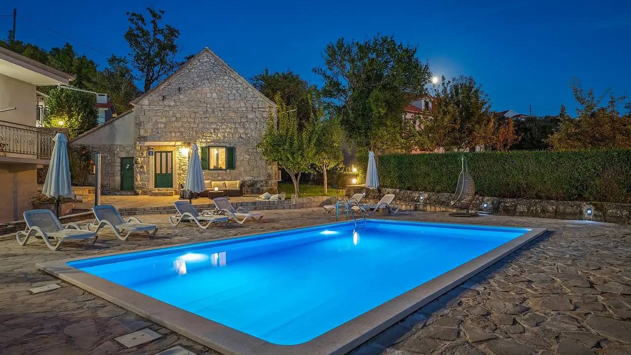 Villa für 10 Personen (236 m²) in Studenci in Makarska Riviera