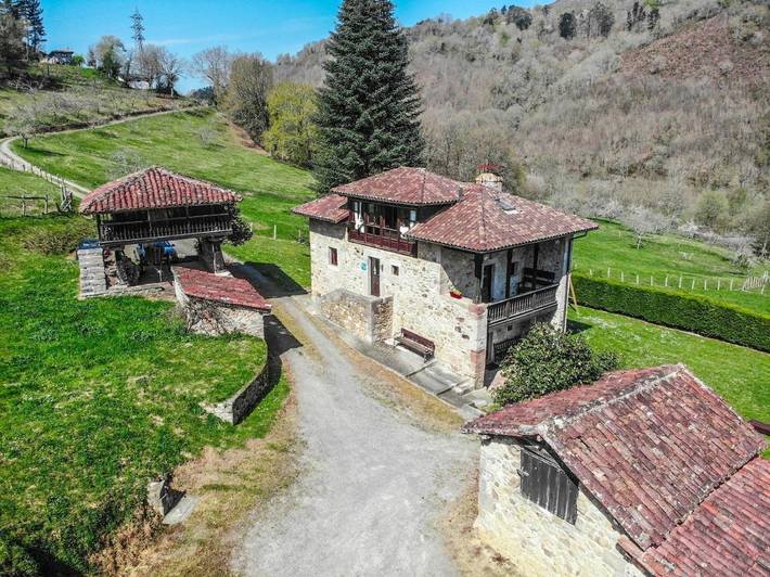 Casa rural para 6 personas, con vistas y jardín en Cangas de Onís - 4