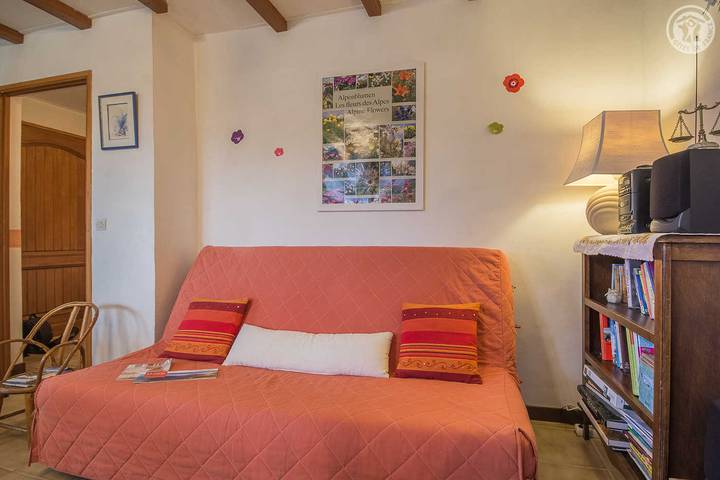 Gîte pour 2 personnes, avec jardin à Montcel - 4