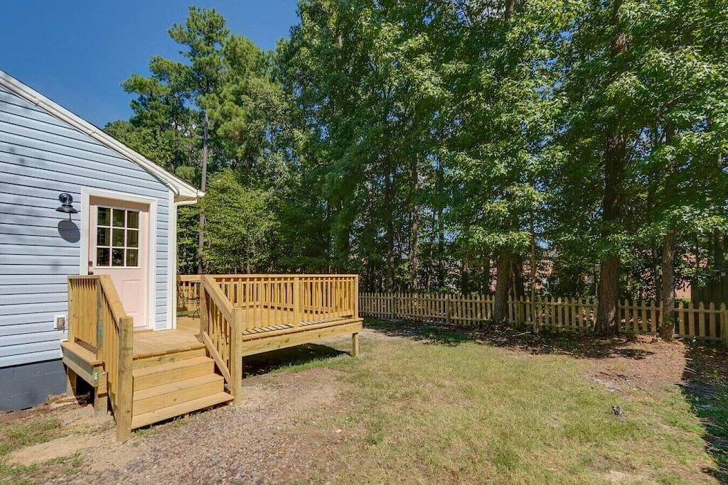 Charming, Cheerful 3 Bedroom Home in Richmond, Va! in Dumbarton, Henrico County