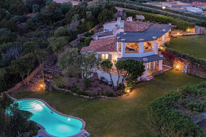 Ferienhaus für 8 Personen, mit Garten und Whirlpool sowie Terrasse - 1