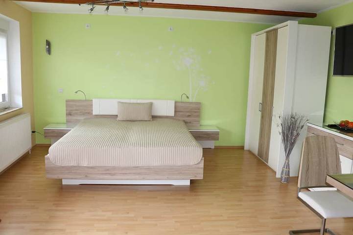 Ferienwohnung für 2 Personen, mit Garten und Terrasse in Niemtsch - 3