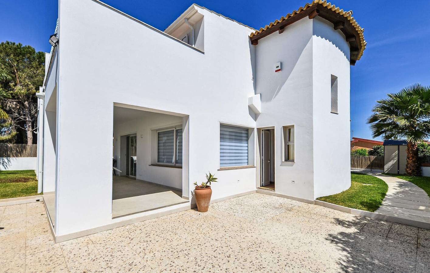 Appartement de vacances entier, Retraite tranquille avec piscine et terrasse, à 1,5 km de la plage de Fontane Bianche in Fontane Bianche, Cassibile