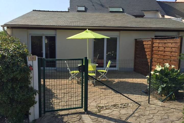 Gîte pour 4 personnes, avec terrasse à Le Tour-du-Parc