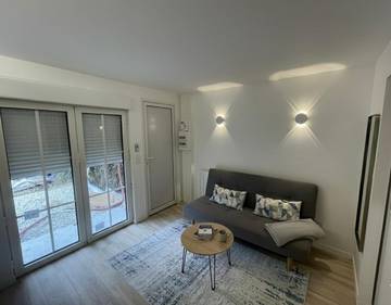 Gîte pour 2 personnes, avec terrasse à Bagneux