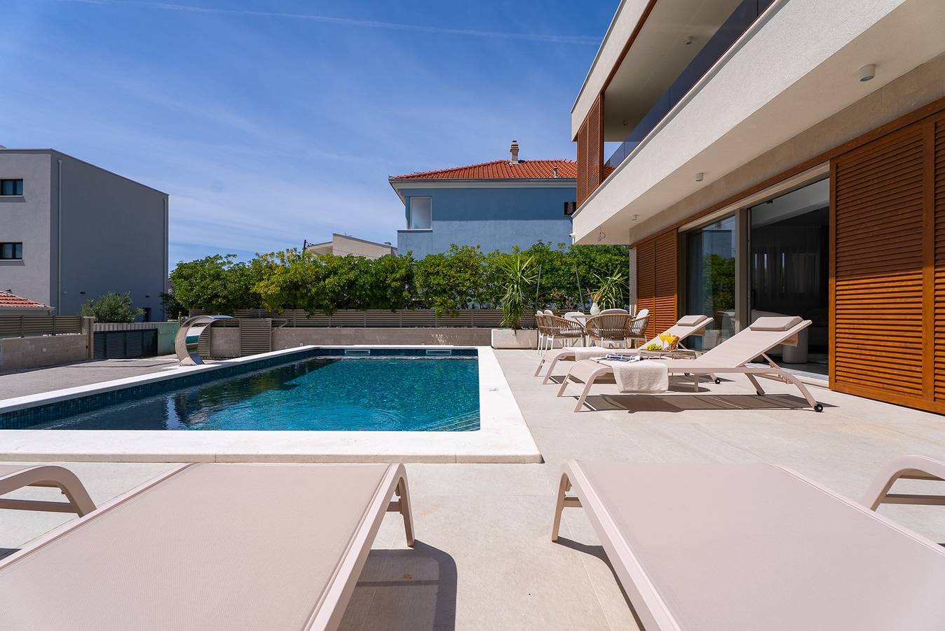 **Villa San Pietro – Ein luxuriöser Rückzugsort am Meer in Kaštel Štafilić** in Kastel Stafilic, Kaštela