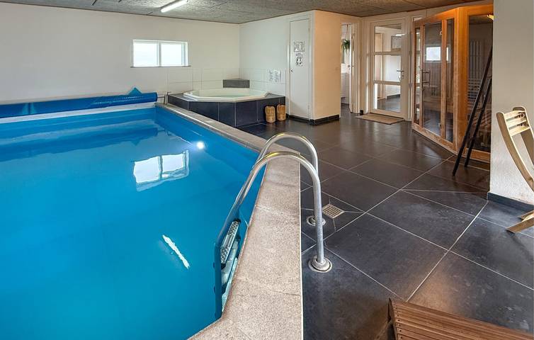 Ferienhaus mit Meerblick für 10 Personen, mit Whirlpool und Terrasse sowie Sauna, mit Haustier in Blavand - 2