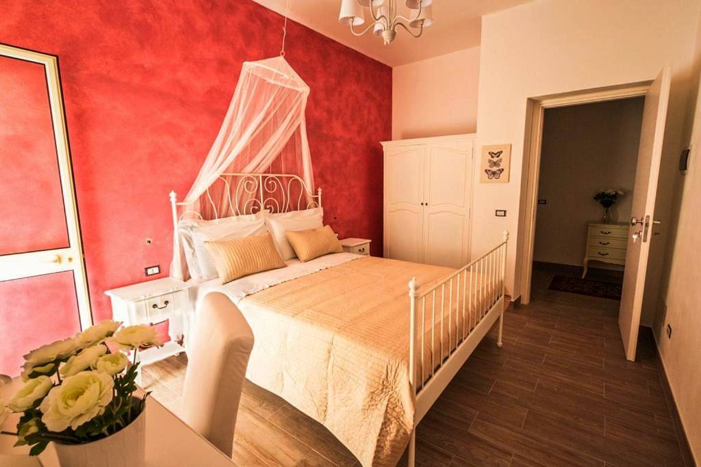 Venustas in Lampedusa Città, Isole Pelagie