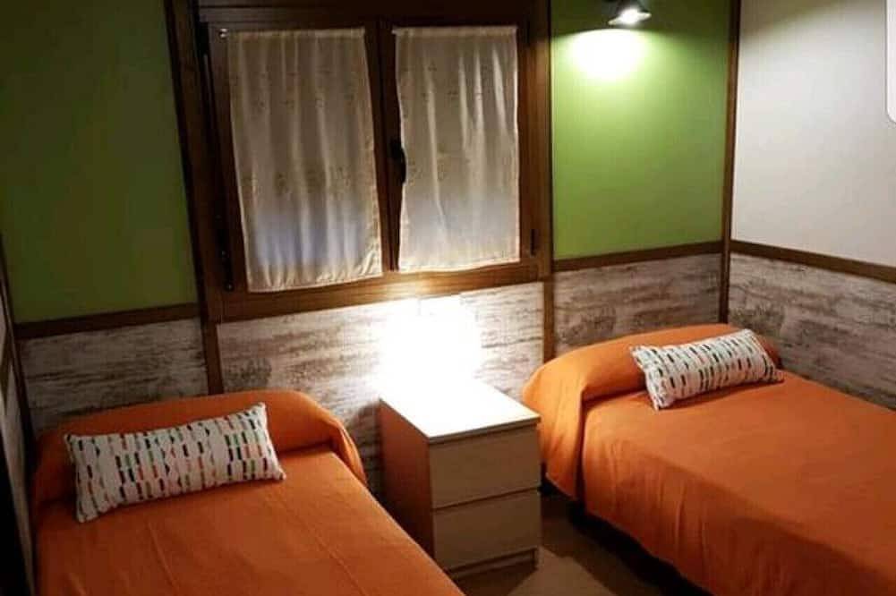 Santa justa home/terrace/beach in Santillana del Mar, Costa cantabrica