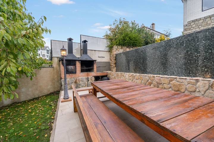 Maison de vacances 'Casa Los Barrios Navaluenga' avec Wi-Fi in Navaluenga, Valle del Alberche