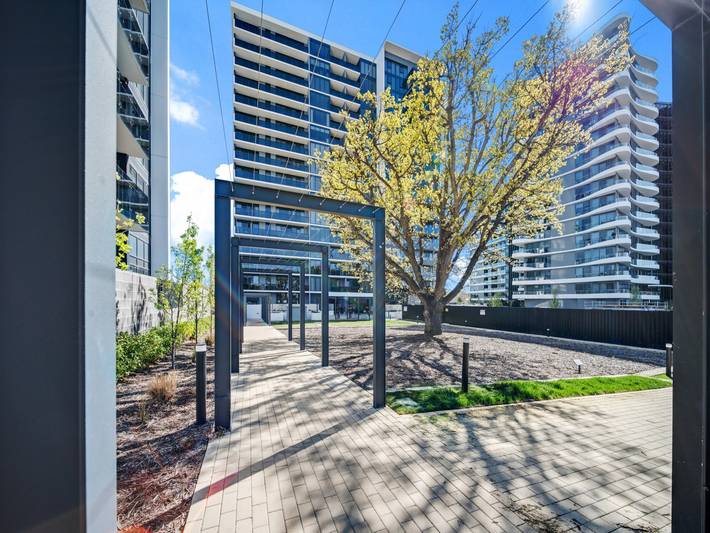 Holiday apartment for 2 people, with balcony/terrace and pool in Australia