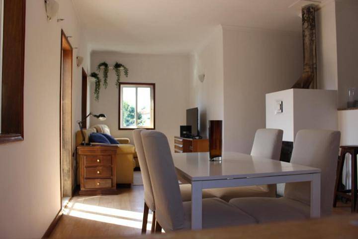 Location de vacances pour 3 personnes, avec vue et terrasse, animaux acceptés à Lousada - 2