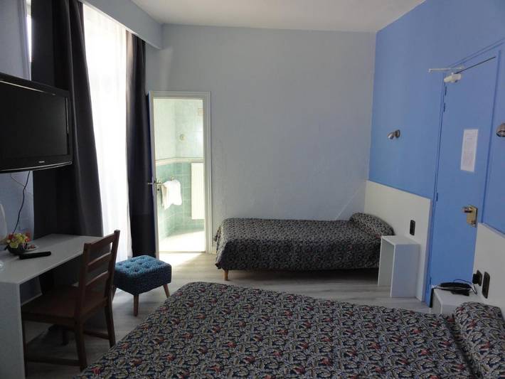 Hôtel pour 3 personnes dans Gare De Clermont Ferrand - 2