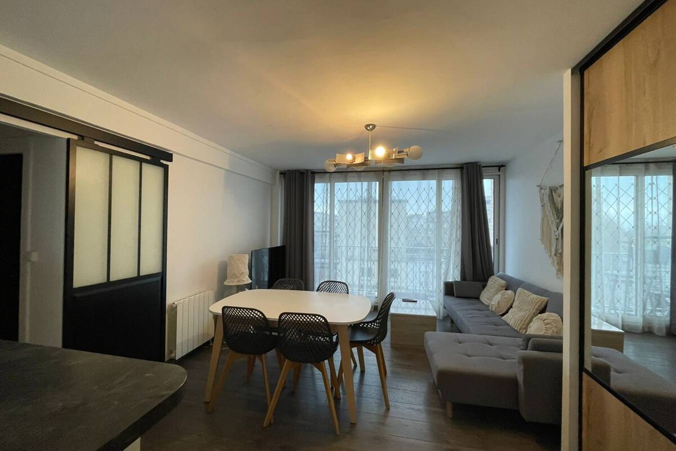 Ganze Wohnung, Ferienwohnung für 6 Personen mit Balkon in Saint-Martin-du-Littoral, Le Havre und Umgebung