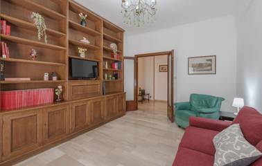 Holiday Apartment for 5 People in Rome, Rome Province, Photo 3