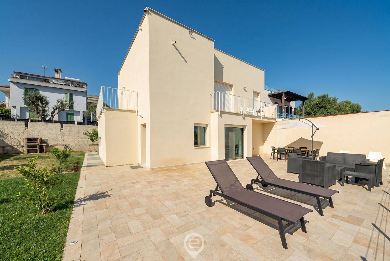 Villa Margine Rosso in Poetto (Cagliari), Quartu Sant'Elena
