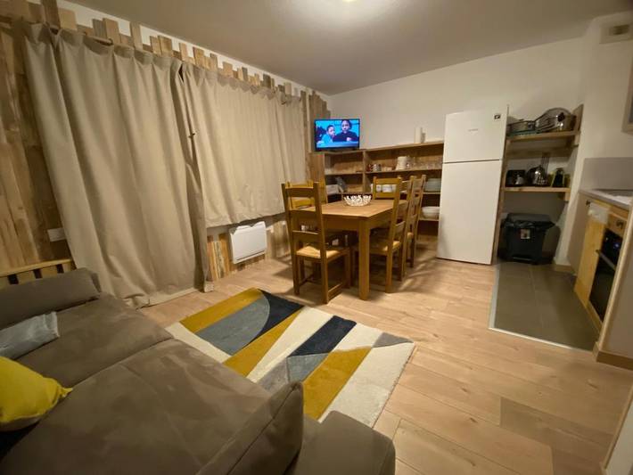 Gîte pour 6 personnes, avec Terrasse et Vue dans Cinéma L'Aiguille - 2