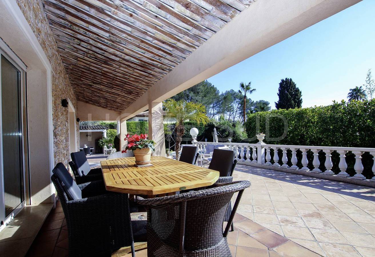 Appartement de vacances entier, La Provence authentique in Mougins, Côte méditerranéenne (France)