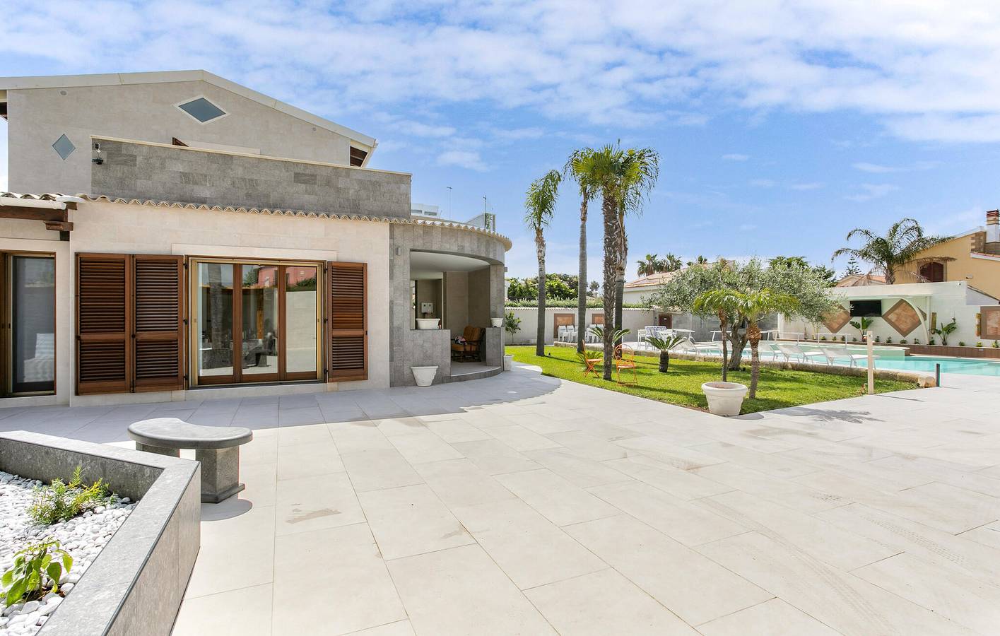 Appartement am Strand mit Pool und Terrasse in Punta Milocca, Syrakus