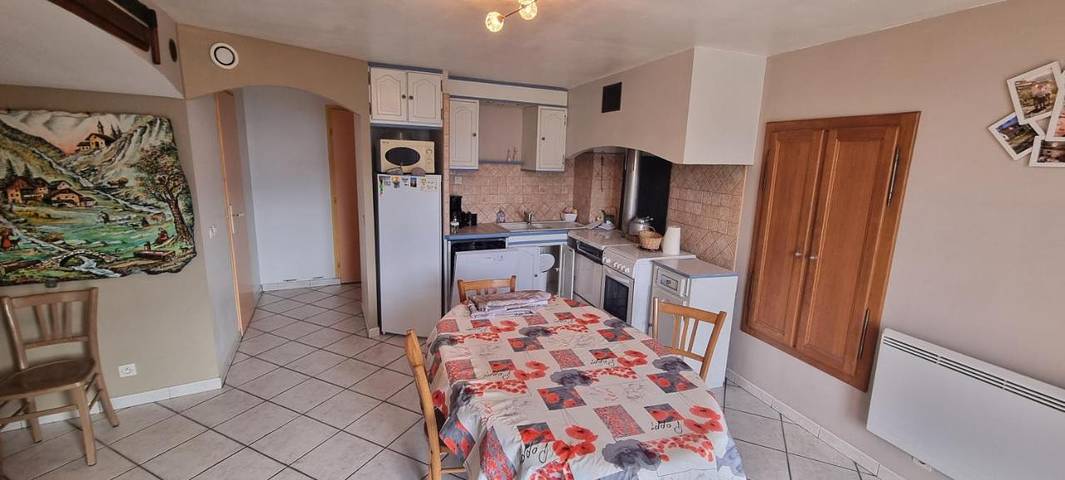 Gîte pour 6 personnes, avec vue et jardin, animaux acceptés à Valezan - 4