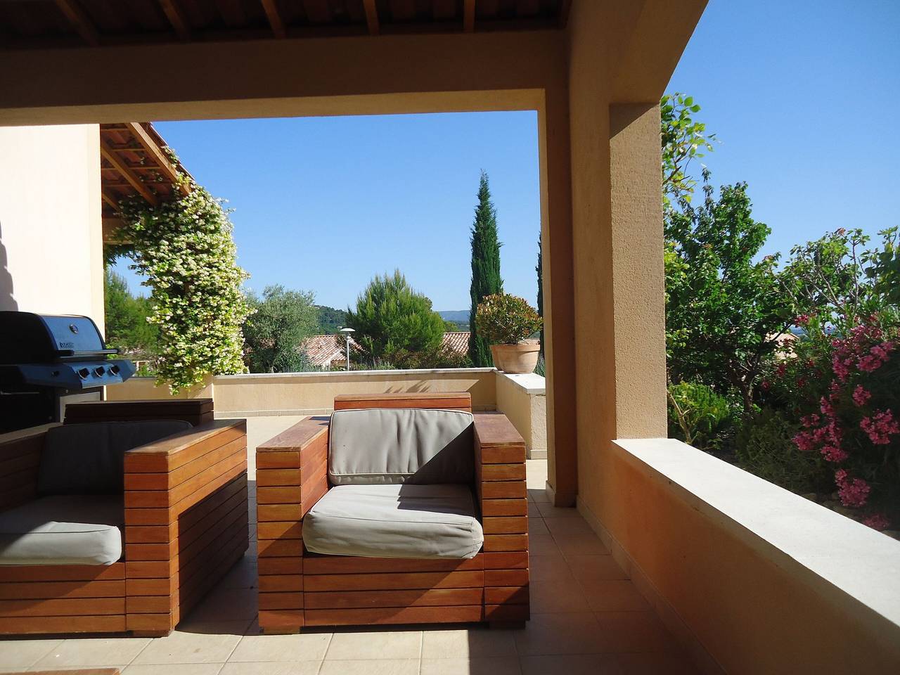 Luxury Provence Villa | Villa Saumane | 4 Bedrooms | Private Pool | Perfect for Families in Saumane-de-Vaucluse, Vaucluse
