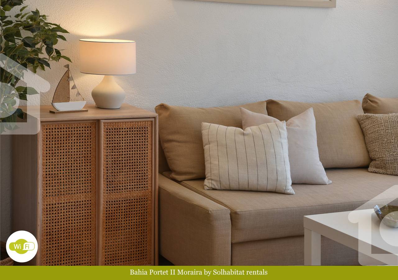 Entire apartment, Holiday apartment for 4 people with pool in Cala El Portet, Teulada (Spain)