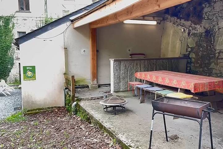 Gîte pour 5 personnes, avec jardin et terrasse, animaux acceptés à Le Bez - 4