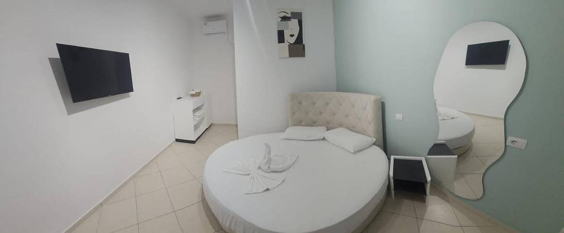 Chambre d’hôte pour 4 personnes, avec jardin et vue dans Dhërmi - 2