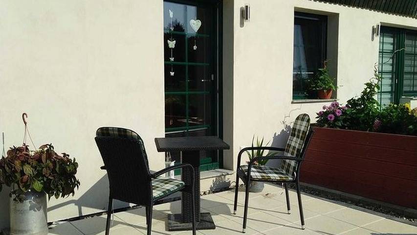 Ferienwohnung für 2 Personen, mit Terrasse, kinderfreundlich in Rosenow