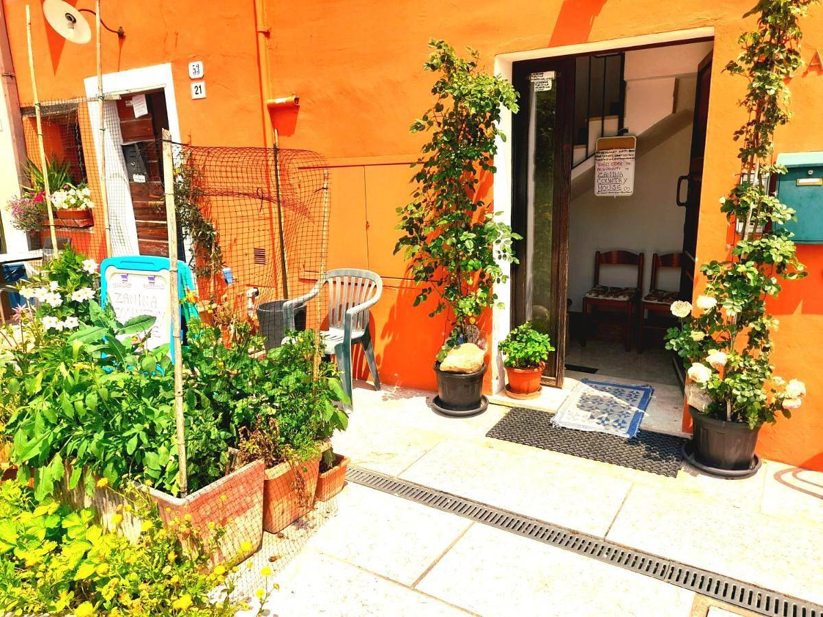 Apartment with Garden View in Ponti sul Mincio, Prealpi Gardesane