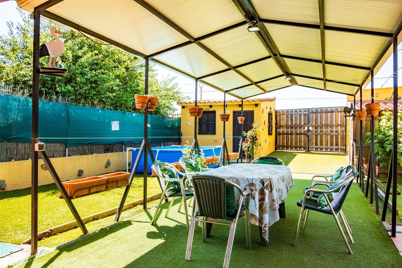 Casa rural 'La Casa Del Carpintero' con piscina privada, terraza privada y jardín privado in Zarapicos, Provincia de Salamanca