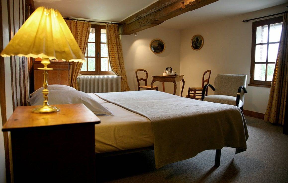 Chambre d'hôtes Les Poumyis - Claire in Sainte-Famille-en-Auge, Région de Lisieux