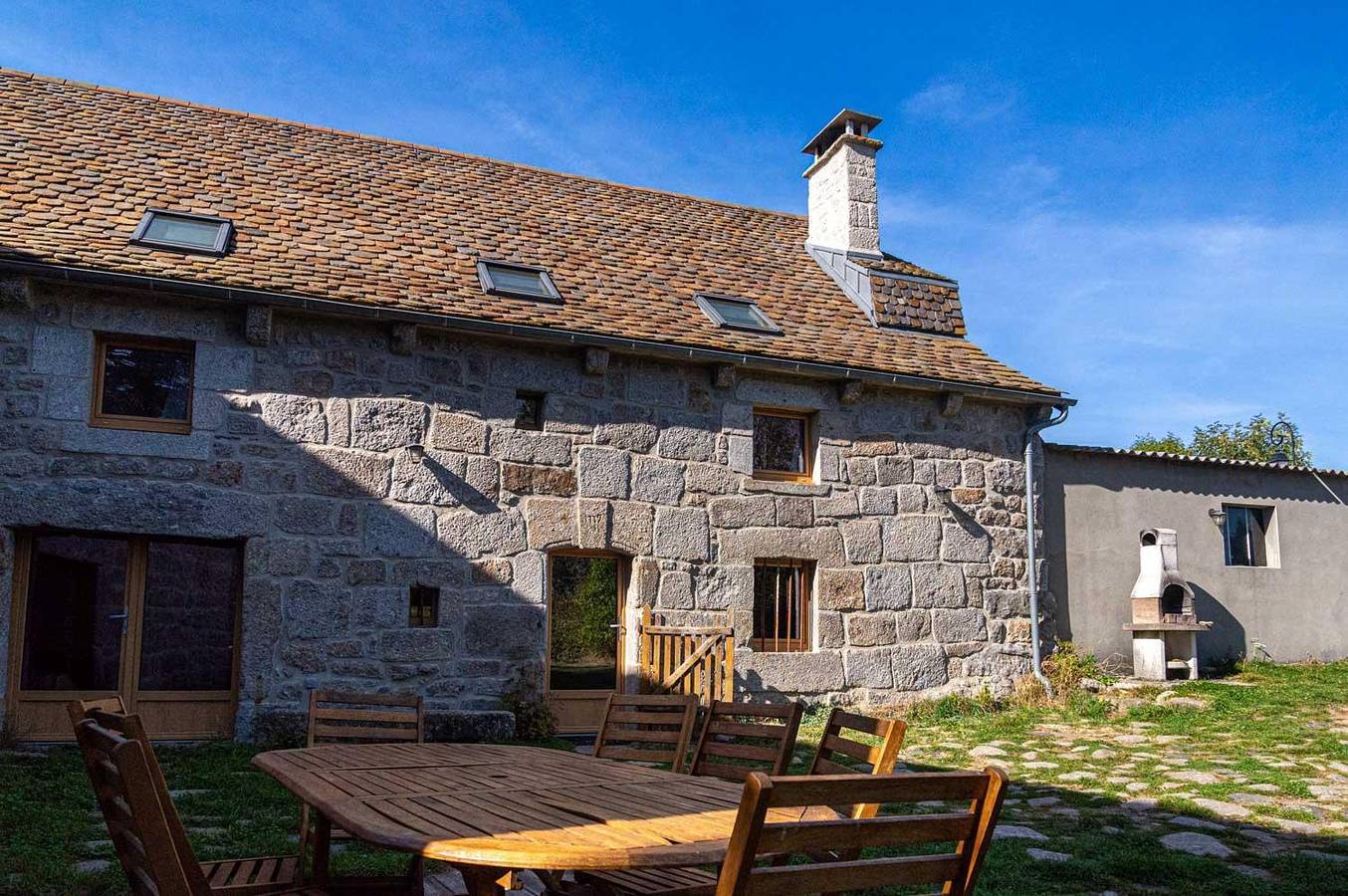 Gîte les Violettes d'Aubrac 8/11 personnes à Rieutort in Marchastel (Lozère), Región de Mende