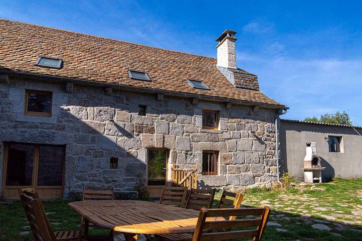 Gîte für 11 Personen, mit Terrasse und Garten - 1