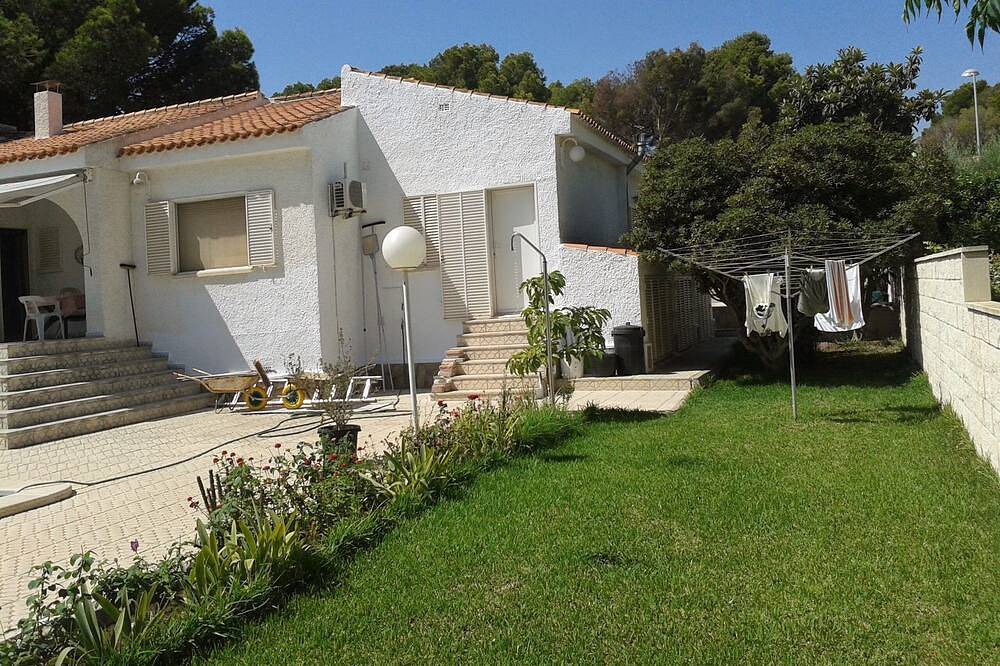 Villa Los Balconesss in Los Balcones, Torrevieja