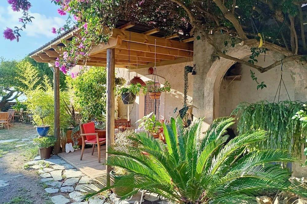 Maison U Ponte- 6ha estate, exceptional sea view, change of scenery guaranteed! in Biguglia, Capo Corso