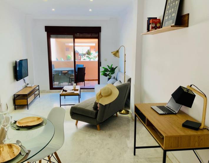 Apartahotel para 4 personas, con Balcón/Terraza y Piscina en España