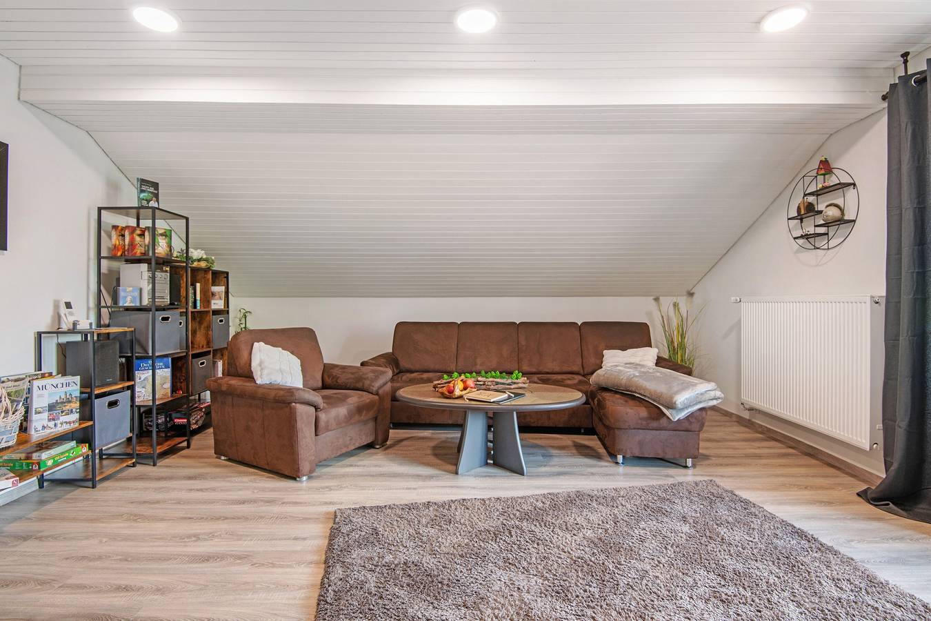Ganze Wohnung, Ferienwohnung 'Auenwald' mit Balkon und Wlan in Roding, Ostbayern