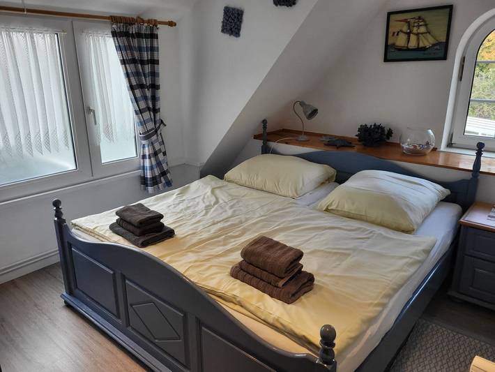 Ferienwohnung für 4 Personen, mit Balkon und Terrasse sowie Ausblick in Krummhörn - 4