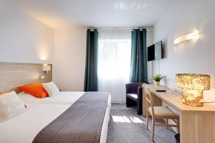 Hôtel pour 2 personnes, avec jardin et terrasse à Saint-Hilaire-du-Harcouët - 3