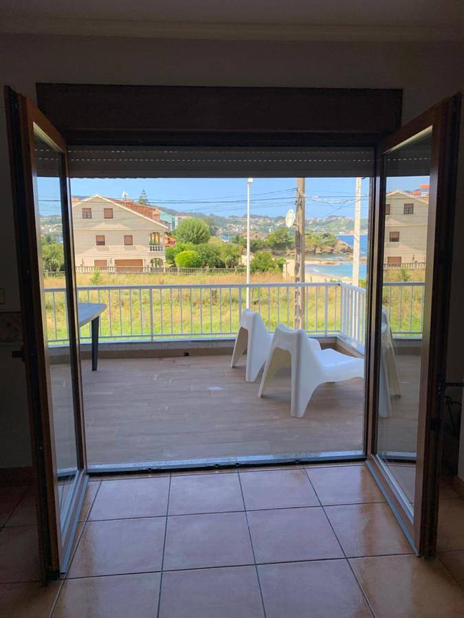 Apartamento entero, Three-Bedroom Apartment in Praia de Agrelo (Bueu), Bueu