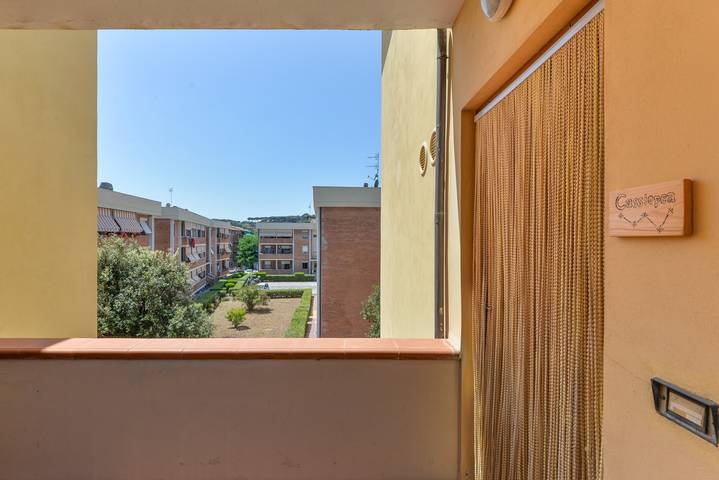 Entire apartment, Apartment 'Appartamento Cassiopea' with Air Conditioning in Porto Azzurro, Arcipelago Toscano