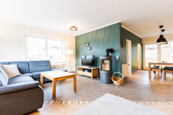 Ferienhaus für 6 Personen, mit Terrasse und Garten sowie Sauna in Staberdorf